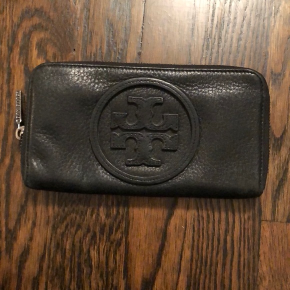 Tory Burch wallet - Picture 1 of 2